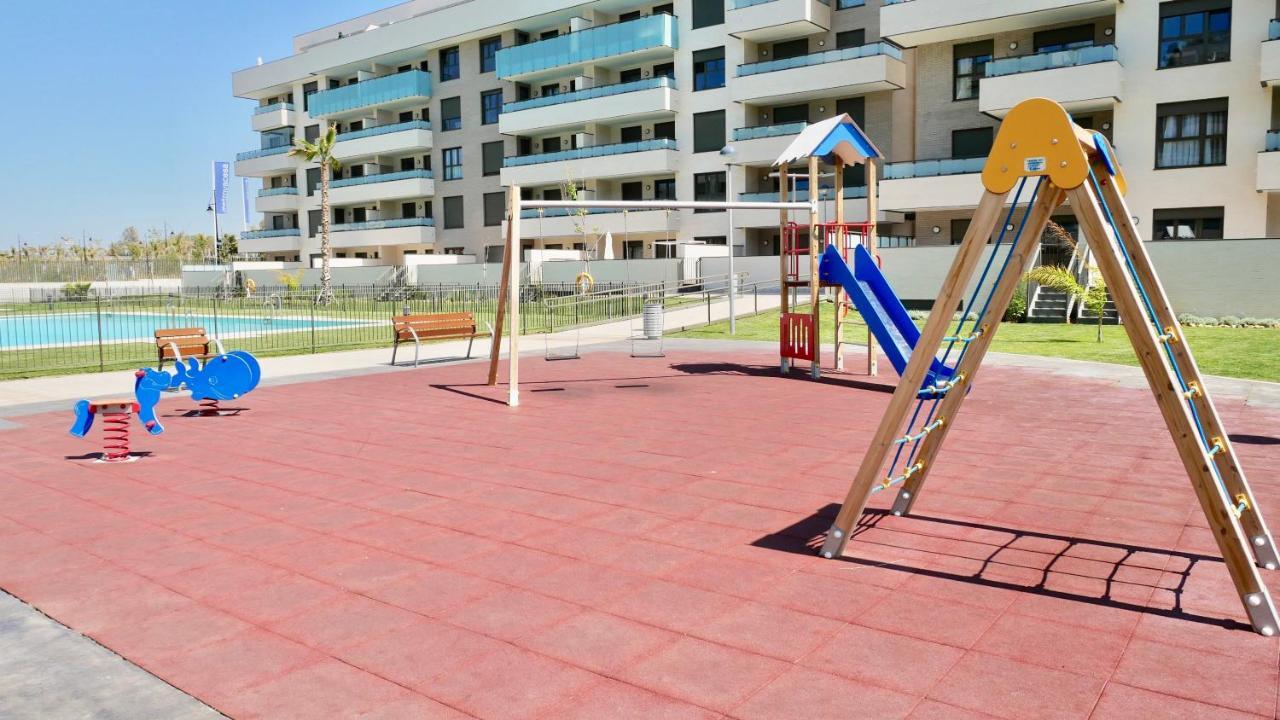 Playa Los Alamos, Descanso Y Ocio En Торремолінос Екстер'єр фото