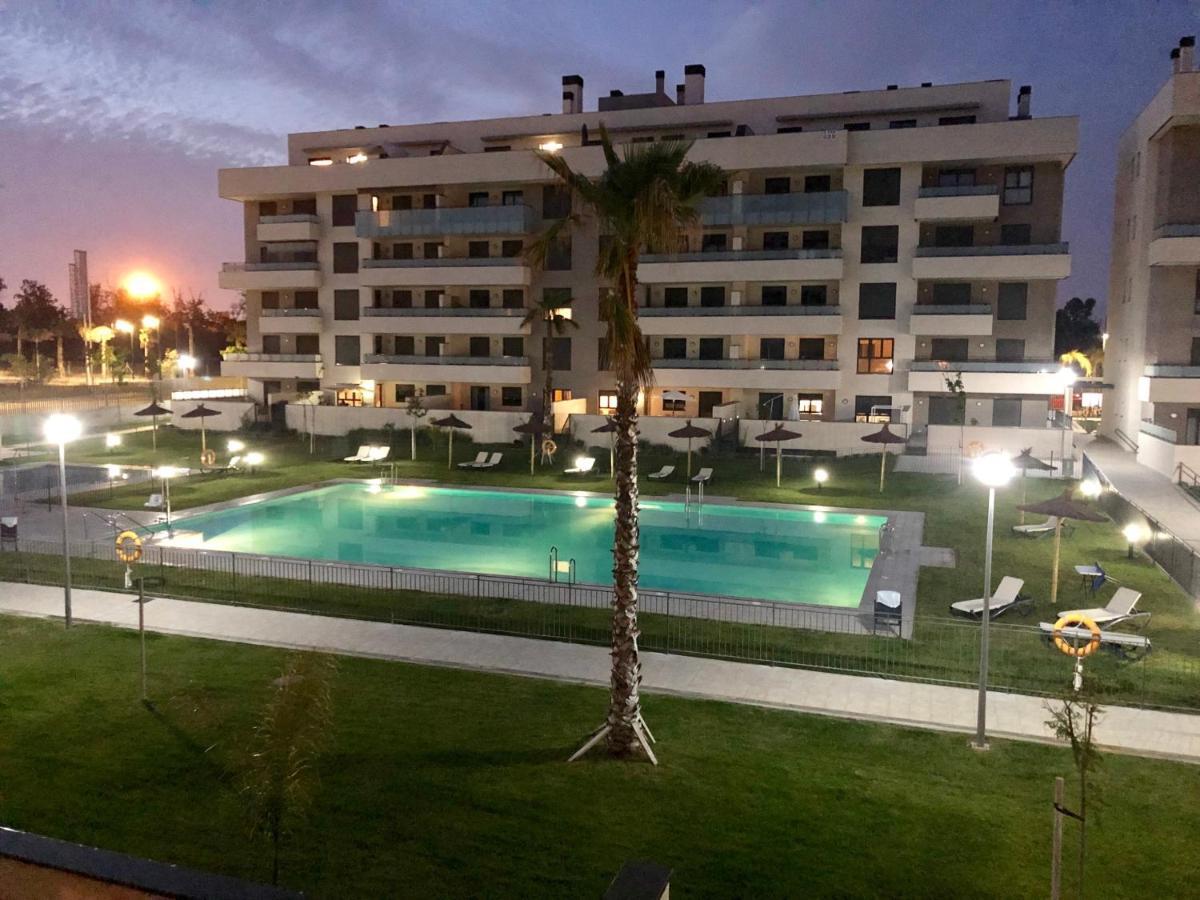Playa Los Alamos, Descanso Y Ocio En Торремолінос Екстер'єр фото